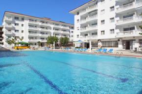  Europa Family Tourist Apartments  Бланес